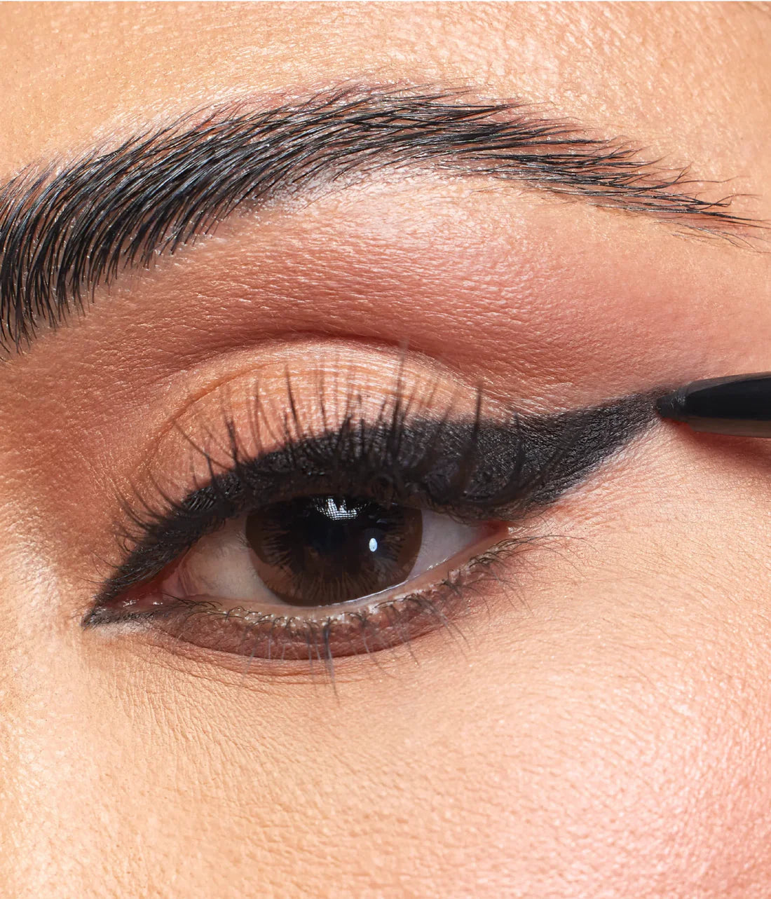 HudaBeauty Creamy Kohl Longwear Eye Pencil