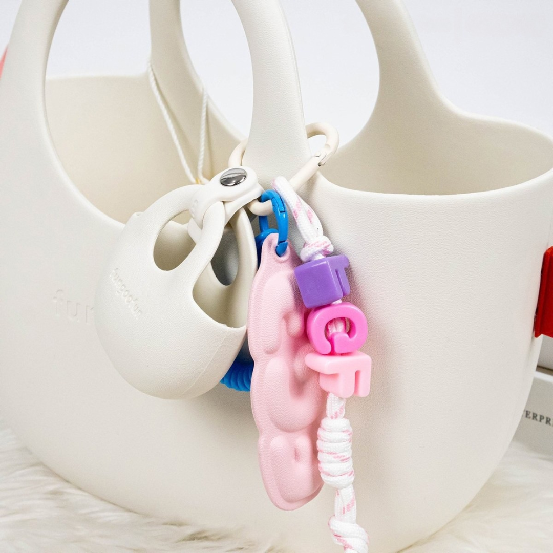 FUNGOOFUN Mini Gogo Bag Pendant - White